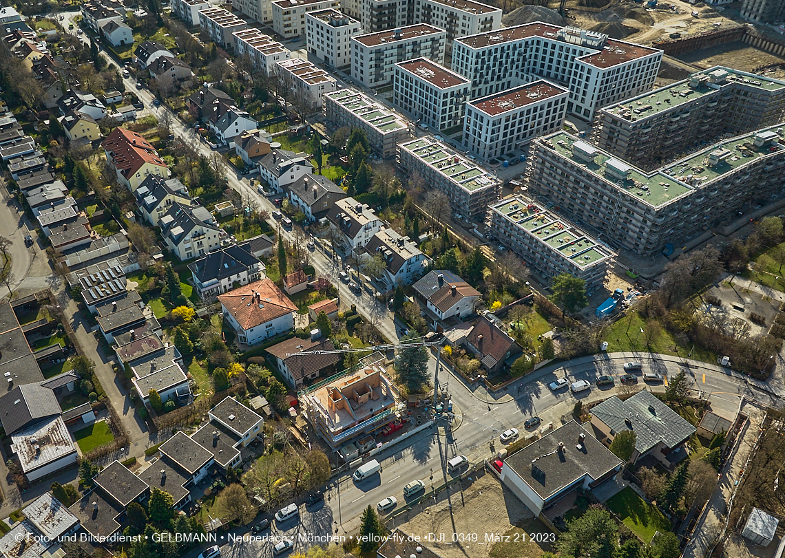 21.03.2023 - Luftbilder von der Baustelle Niederalmstraße 16 in Neuperlach